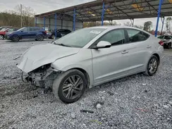 5NPD84LF2KH484390 2019 HYUNDAI ELANTRA