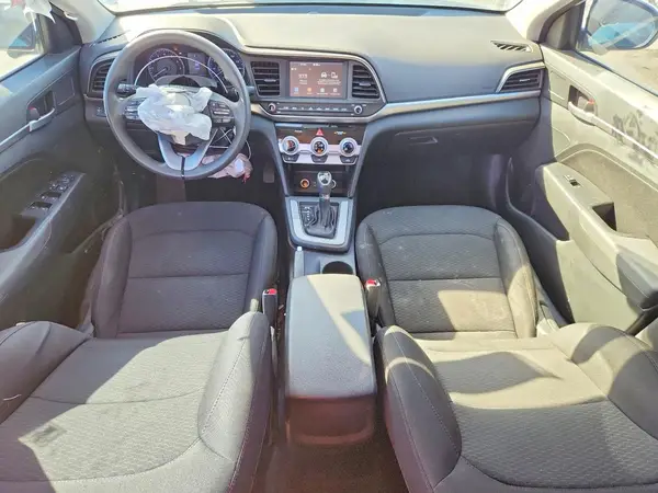 5NPD84LF2KH488584 2019 HYUNDAI ELANTRA - Image 8