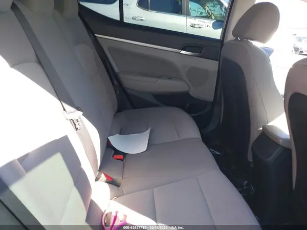5NPD84LF2KH491422 2019 HYUNDAI ELANTRA - Image 8
