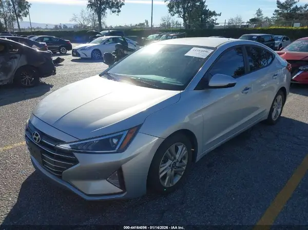 5NPD84LF2LH512089 2020 HYUNDAI ELANTRA - Image 2