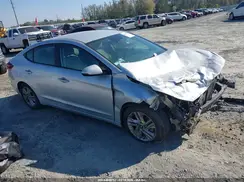 5NPD84LF2LH512352 2020 HYUNDAI ELANTRA
