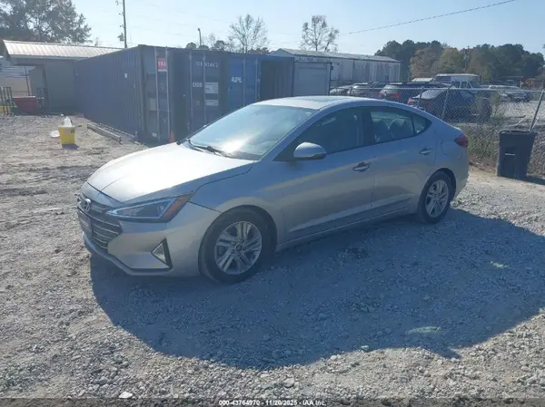 5NPD84LF2LH550101 2020 HYUNDAI ELANTRA - Image 2