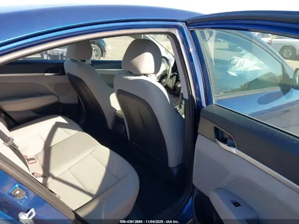 5NPD84LF2LH556271 2020 HYUNDAI ELANTRA - Image 8