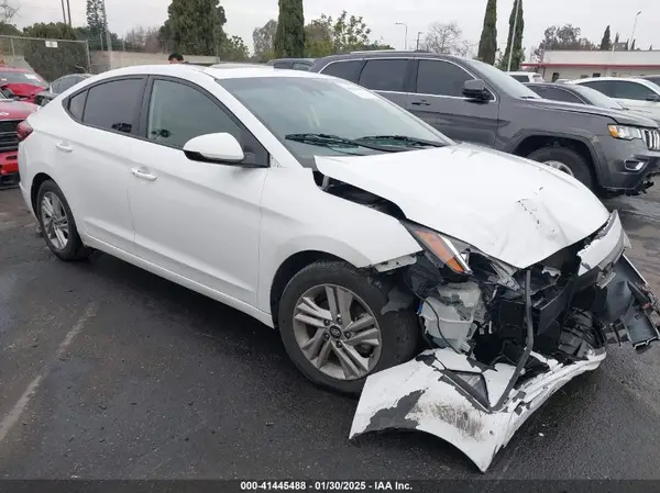 5NPD84LF2LH556433 2020 HYUNDAI ELANTRA - Image 1