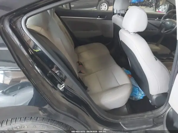 5NPD84LF2LH556870 2020 HYUNDAI ELANTRA - Image 8