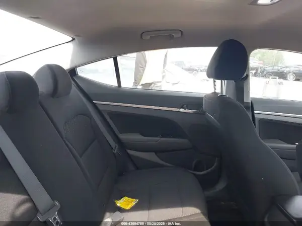 5NPD84LF2LH560725 2020 HYUNDAI ELANTRA - Image 8