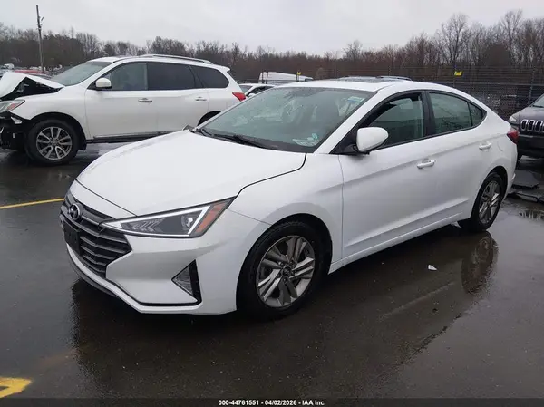 5NPD84LF2LH561695 2020 HYUNDAI ELANTRA - Image 2