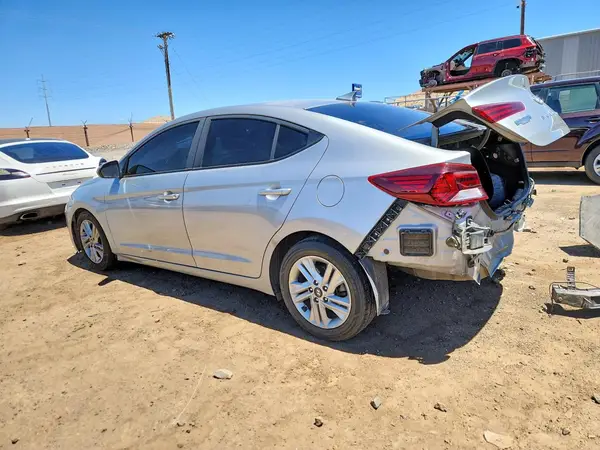 5NPD84LF2LH571630 2020 HYUNDAI ELANTRA - Image 2