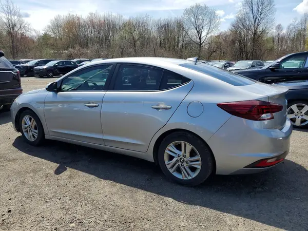 5NPD84LF2LH572163 2020 HYUNDAI ELANTRA - Image 2