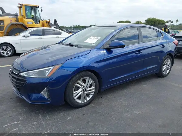 5NPD84LF2LH575242 2020 HYUNDAI ELANTRA - Image 2