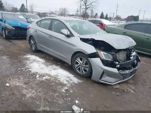 5NPD84LF2LH577735 2020 HYUNDAI ELANTRA - Image 1