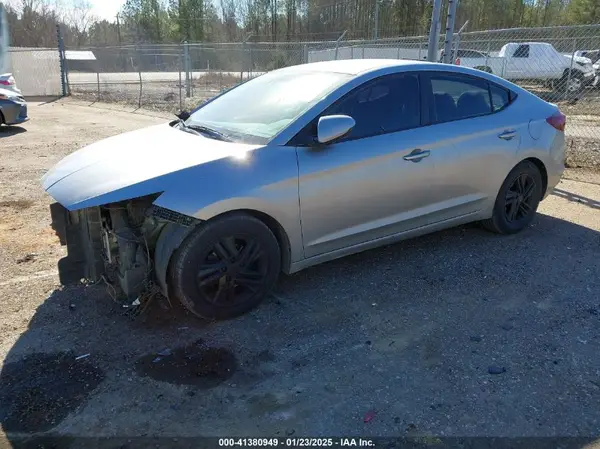 5NPD84LF2LH583163 2020 HYUNDAI ELANTRA - Image 2