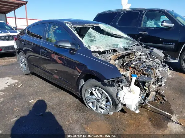 5NPD84LF2LH583521 2020 HYUNDAI ELANTRA - Image 1