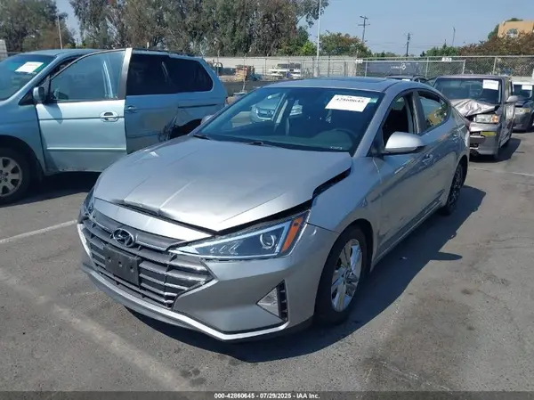 5NPD84LF2LH588685 2020 HYUNDAI ELANTRA - Image 2