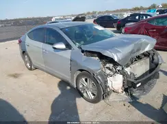 5NPD84LF2LH596267 2020 HYUNDAI ELANTRA