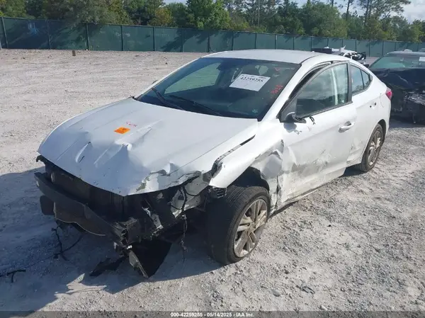 5NPD84LF2LH597290 2020 HYUNDAI ELANTRA - Image 2