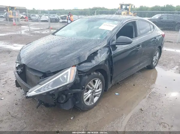 5NPD84LF2LH604979 2020 HYUNDAI ELANTRA - Image 2
