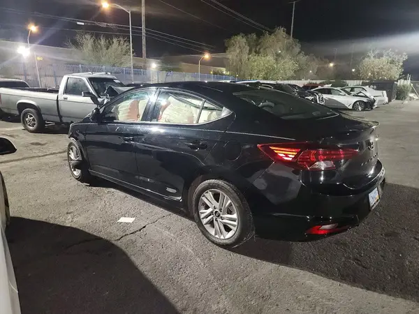 5NPD84LF2LH607803 2020 HYUNDAI ELANTRA - Image 2