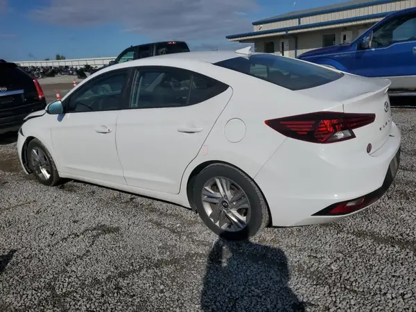 5NPD84LF2LH621572 2020 HYUNDAI ELANTRA - Image 2