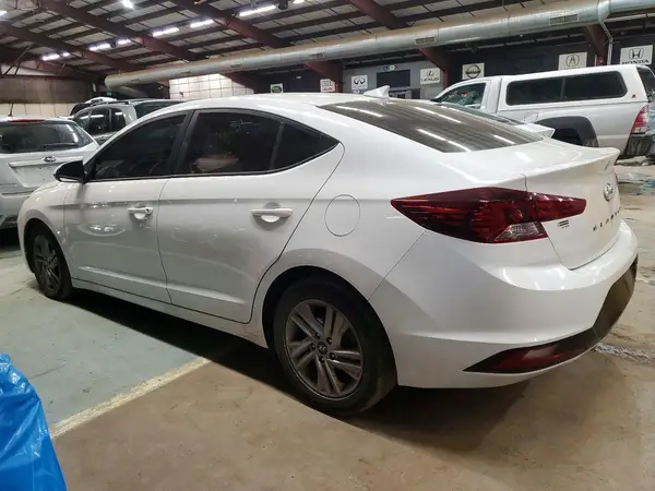 5NPD84LF2LH625380 2020 HYUNDAI ELANTRA - Image 2