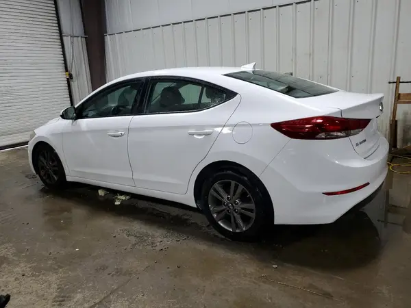 5NPD84LF3HH001093 2017 HYUNDAI ELANTRA - Image 2