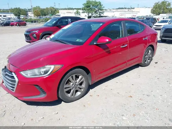 5NPD84LF3HH001904 2017 HYUNDAI ELANTRA - Image 2