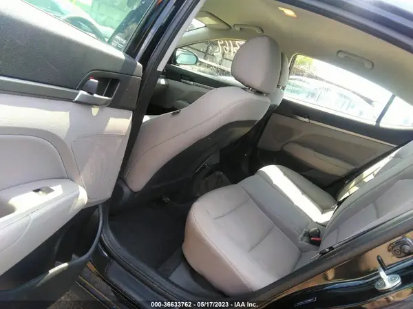 5NPD84LF3HH004673 2017 HYUNDAI ELANTRA - Image 8