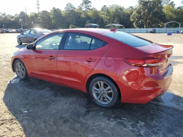 5NPD84LF3HH007606 2017 HYUNDAI ELANTRA - Image 2