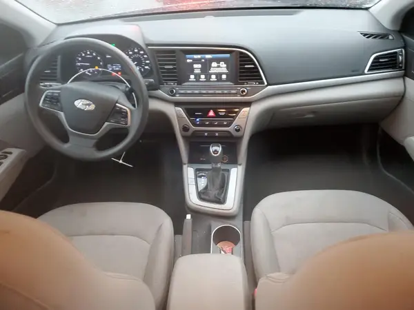 5NPD84LF3HH009551 2017 HYUNDAI ELANTRA - Image 8
