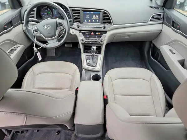 5NPD84LF3HH011042 2017 HYUNDAI ELANTRA - Image 8