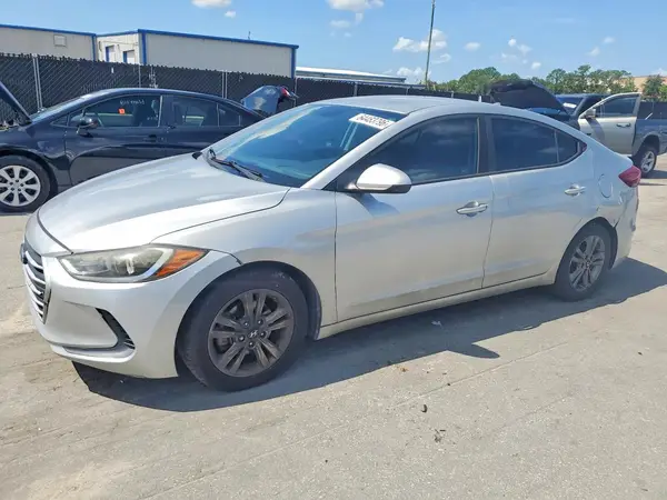 5NPD84LF3HH011364 2017 HYUNDAI ELANTRA - Image 1