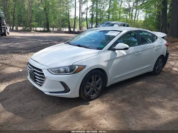 5NPD84LF3HH011591 2017 HYUNDAI ELANTRA - Image 2