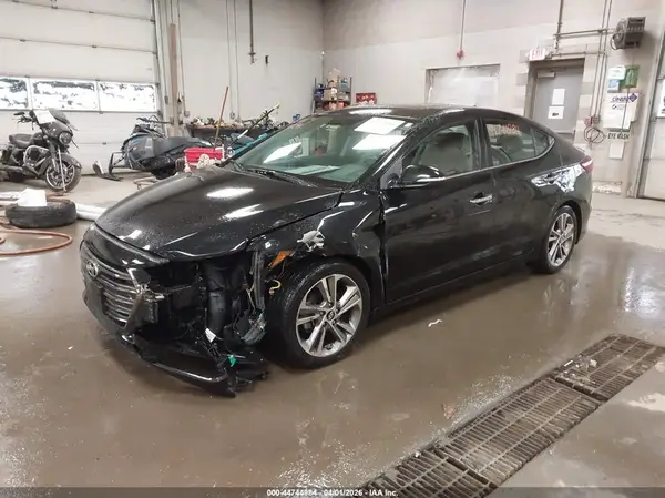 5NPD84LF3HH011753 2017 HYUNDAI ELANTRA - Image 2