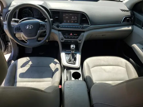 5NPD84LF3HH011798 2017 HYUNDAI ELANTRA - Image 8