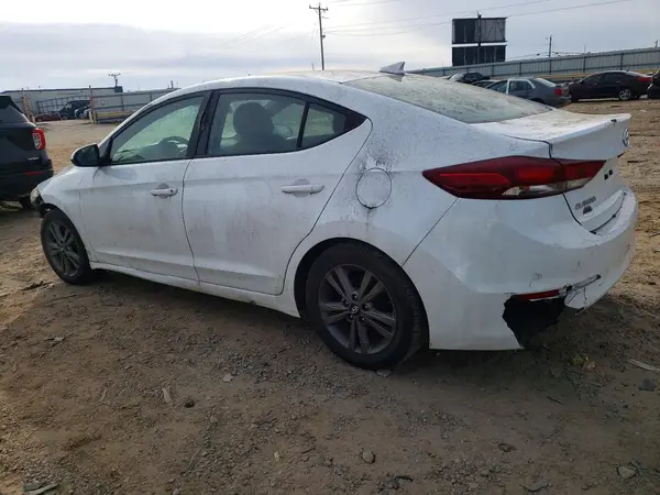 5NPD84LF3HH013471 2017 HYUNDAI ELANTRA - Image 2