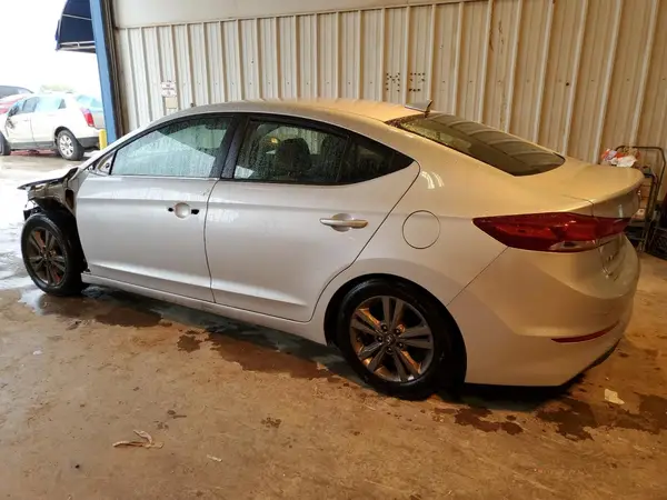 5NPD84LF3HH013678 2017 HYUNDAI ELANTRA - Image 2