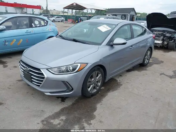 5NPD84LF3HH014295 2017 HYUNDAI ELANTRA - Image 2