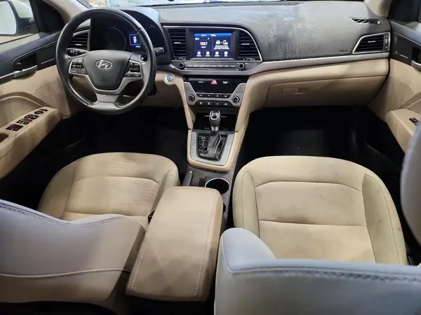 5NPD84LF3HH015656 2017 HYUNDAI ELANTRA - Image 8