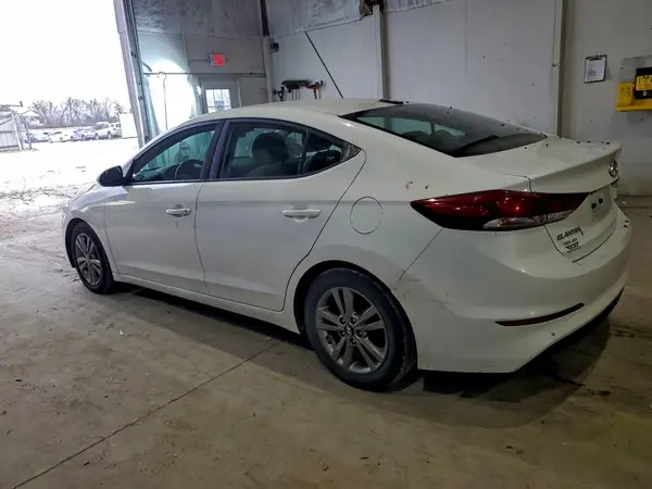 5NPD84LF3HH017391 2017 HYUNDAI ELANTRA - Image 2