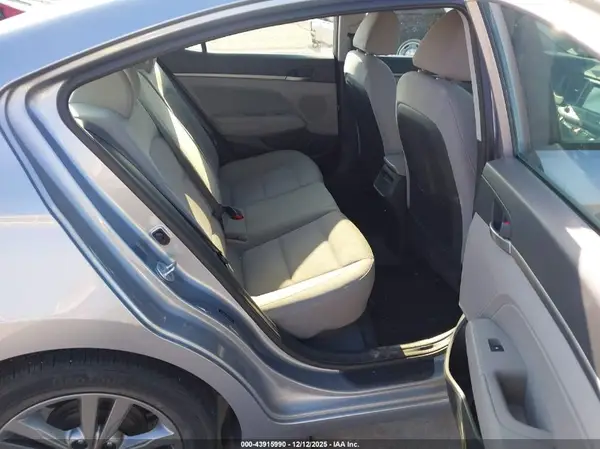5NPD84LF3HH018394 2017 HYUNDAI ELANTRA - Image 8