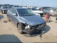5NPD84LF3HH018847 2017 HYUNDAI ELANTRA
