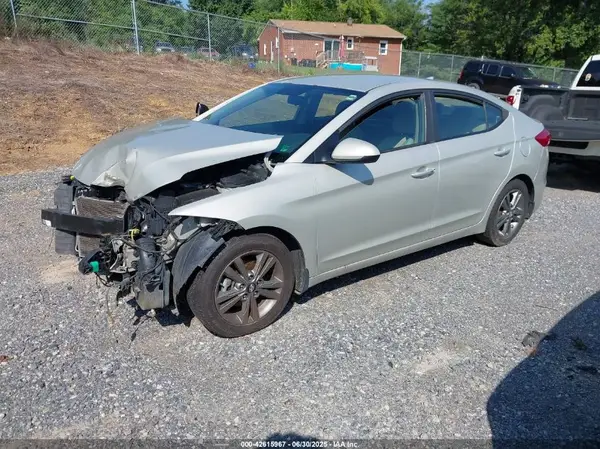 5NPD84LF3HH019142 2017 HYUNDAI ELANTRA - Image 2