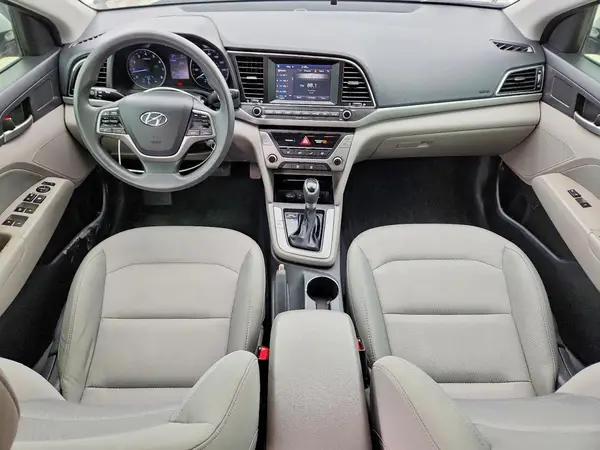 5NPD84LF3HH019870 2017 HYUNDAI ELANTRA - Image 8