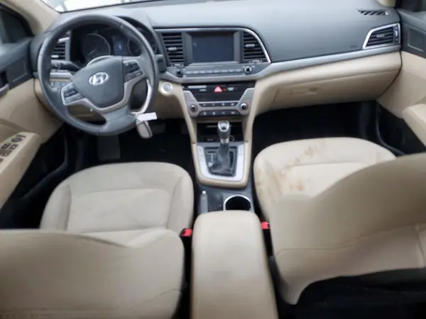 5NPD84LF3HH019917 2017 HYUNDAI ELANTRA - Image 8