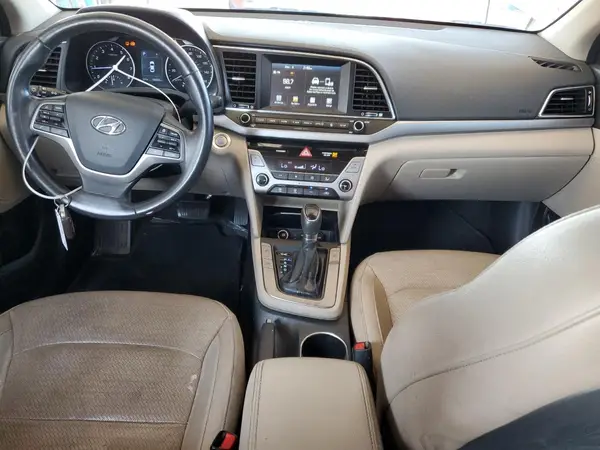 5NPD84LF3HH023045 2017 HYUNDAI ELANTRA - Image 8