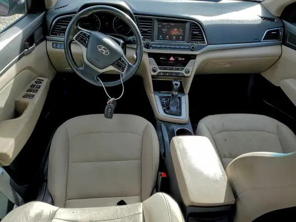 5NPD84LF3HH024356 2017 HYUNDAI ELANTRA - Image 8