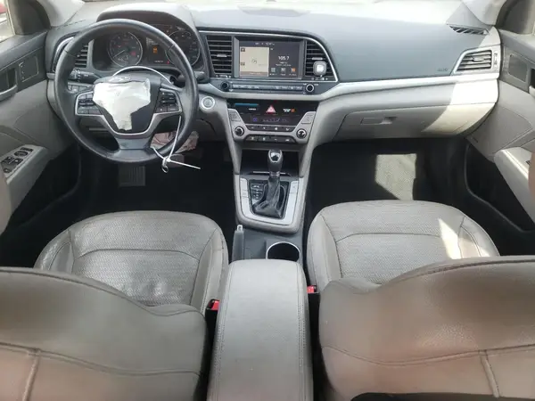 5NPD84LF3HH030514 2017 HYUNDAI ELANTRA - Image 8