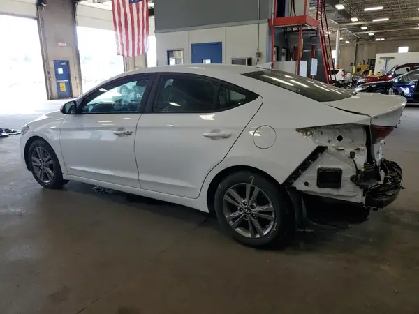 5NPD84LF3HH033560 2017 HYUNDAI ELANTRA - Image 2