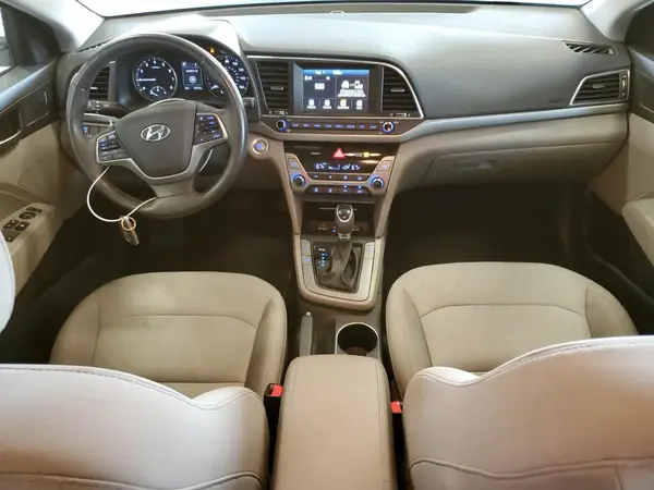 5NPD84LF3HH033560 2017 HYUNDAI ELANTRA - Image 8
