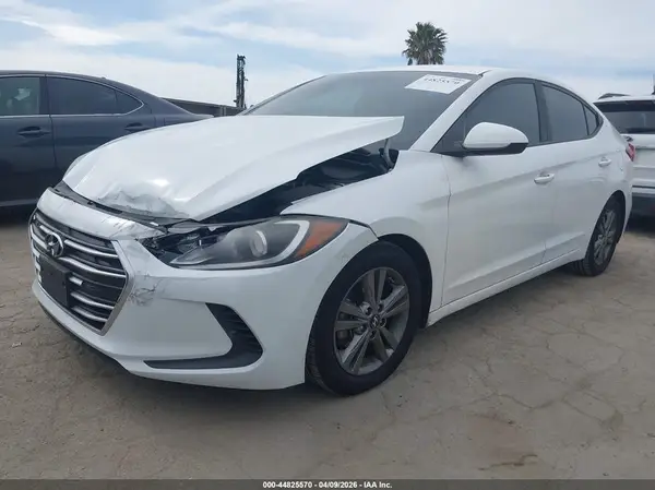 5NPD84LF3HH035079 2017 HYUNDAI ELANTRA - Image 2